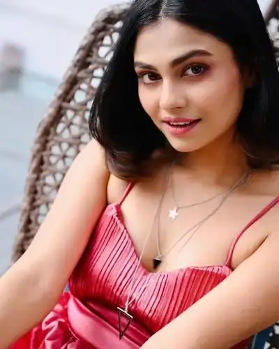 Escort Service Manikaran
